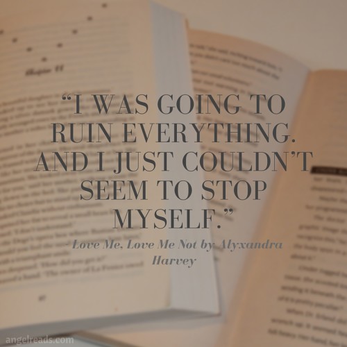 Book Review: Love Me, Love Me Not by Alyxandra Harvey